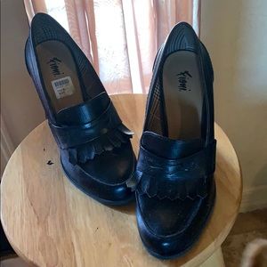 💸 PRICE DROPPED - FIONI heels